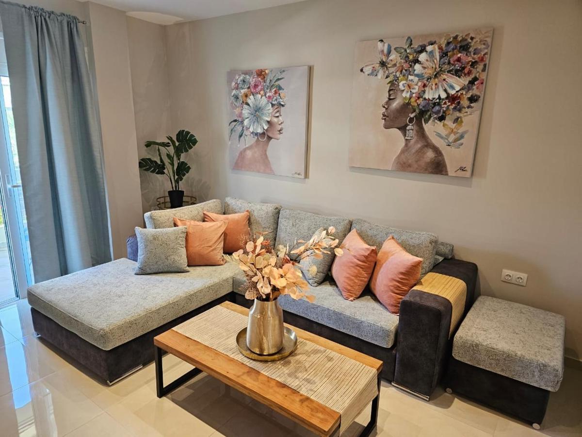 Agora Luxury Apartment 3 Лутракі Екстер'єр фото