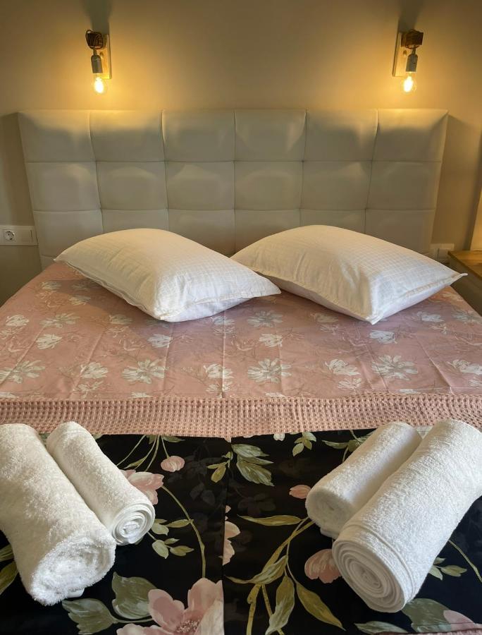 Agora Luxury Apartment 3 Лутракі Екстер'єр фото