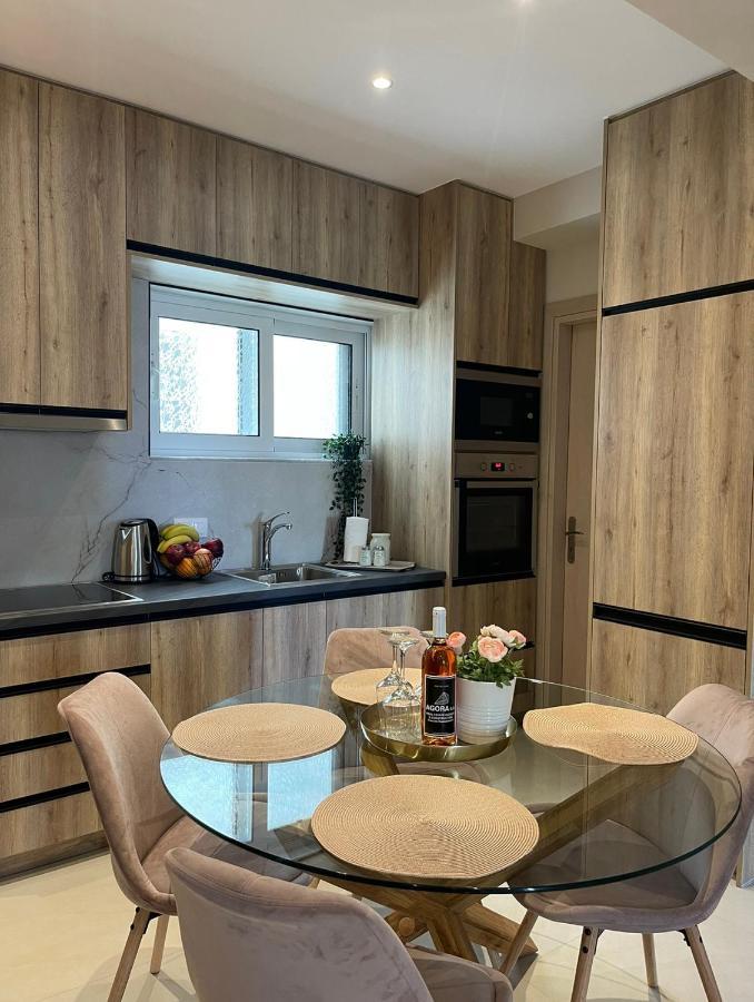 Agora Luxury Apartment 3 Лутракі Екстер'єр фото
